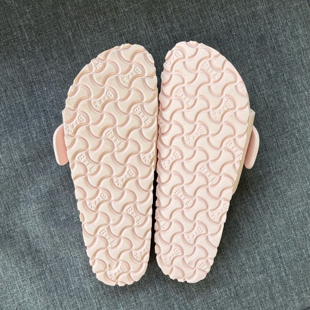 Birkenstock Women's Soft Pink Slide Sandals - Picture 4 of 4